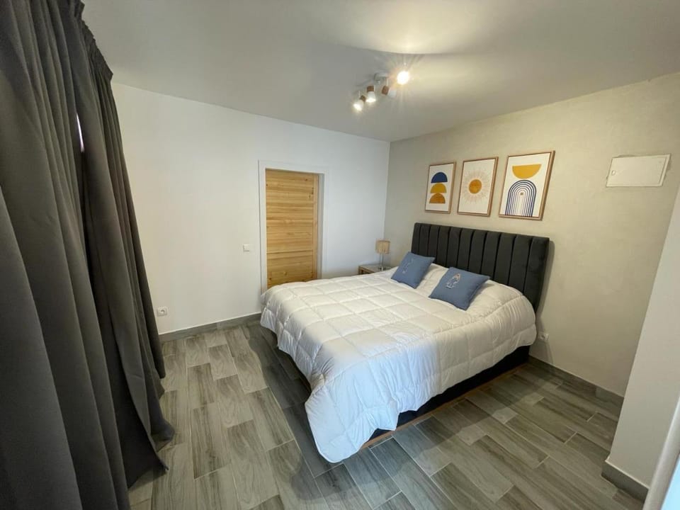 Jolie studio neuf ! Vue sur mer ! Bed and Breakfast in Souss-Massa
