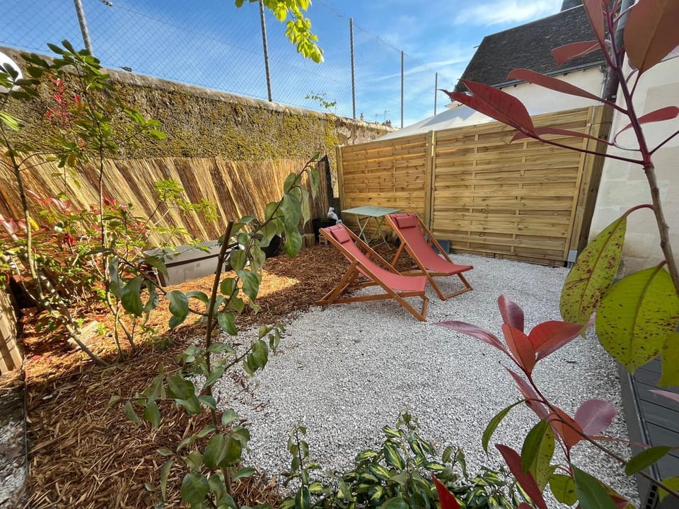Spring, Garden, Balcony/Terrace