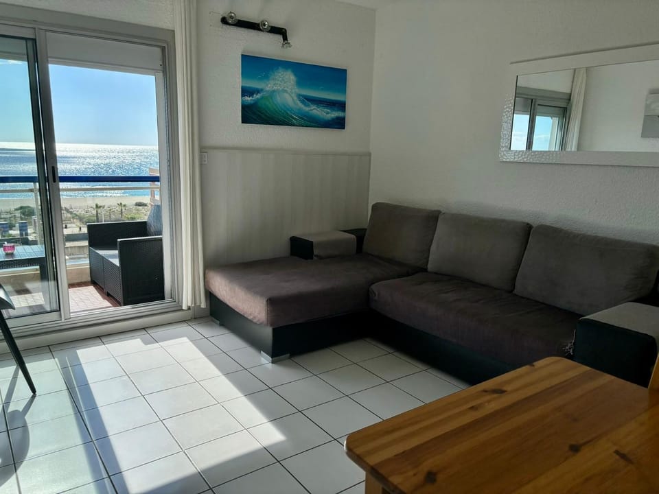 *Au Lydia* Appartement vue sur mer, avec piscine. Apartment in Le Barcarès