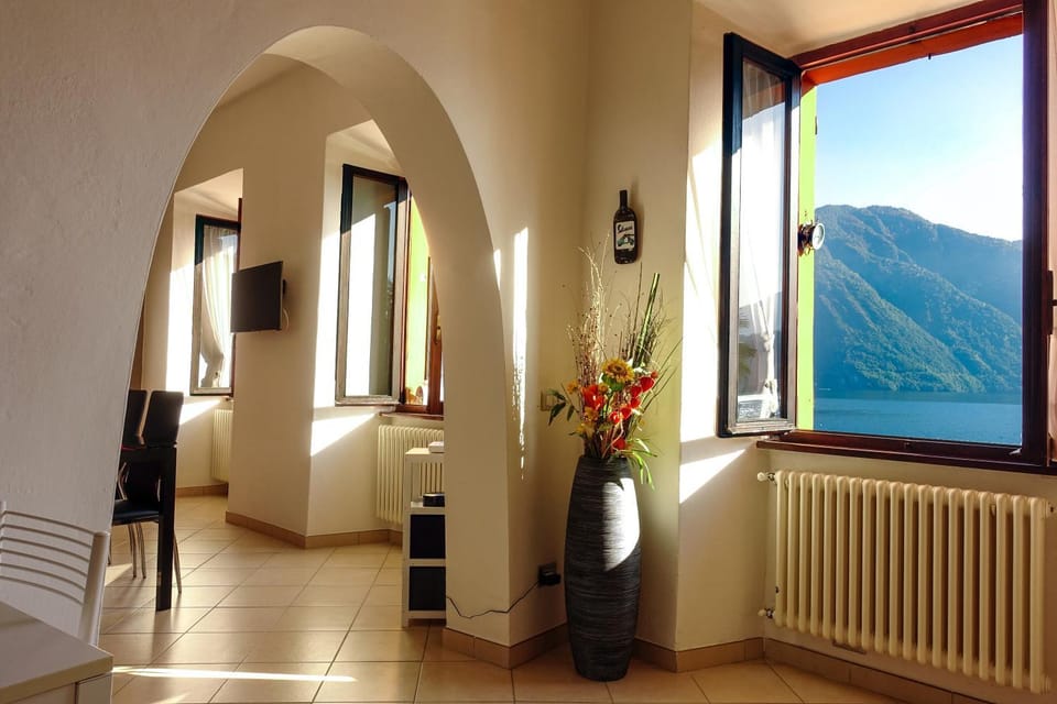 Natural landscape, Living room, Lake view, Mountain view