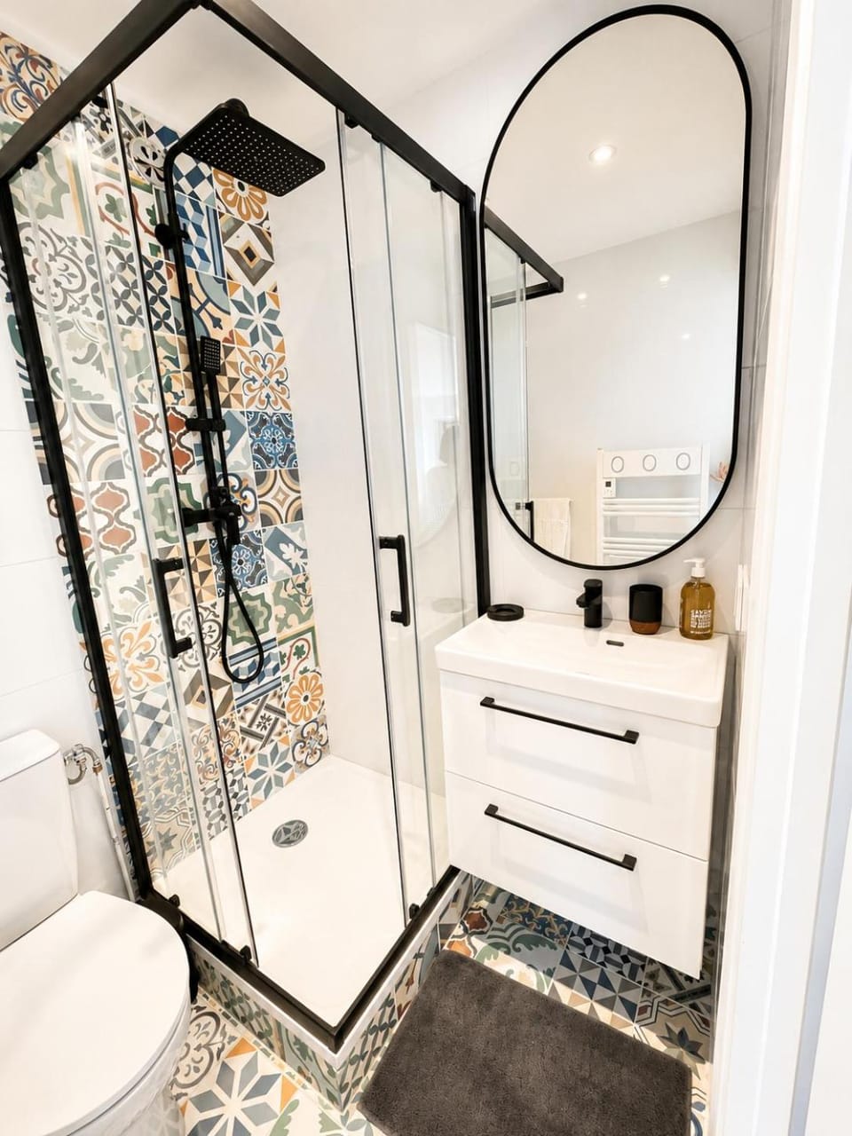 Shower, Toilet, Bathroom