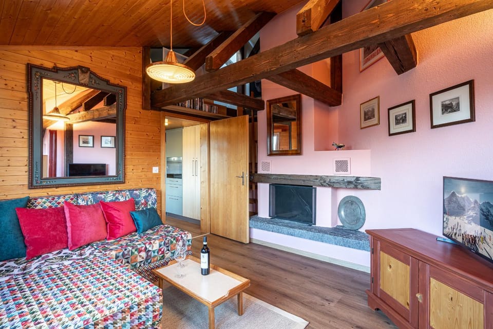 Communal lounge/ TV room, Living room