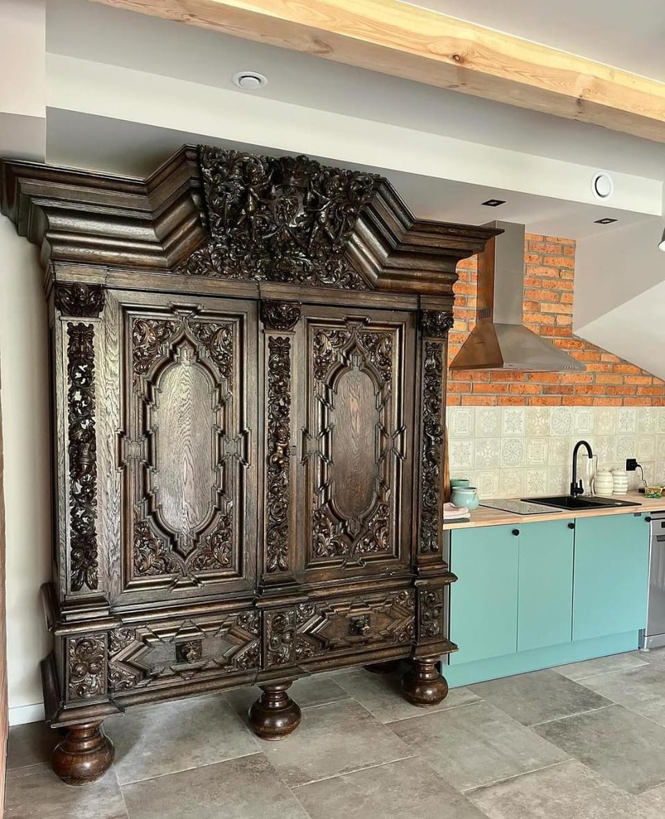Kitchen or kitchenette, wardrobe