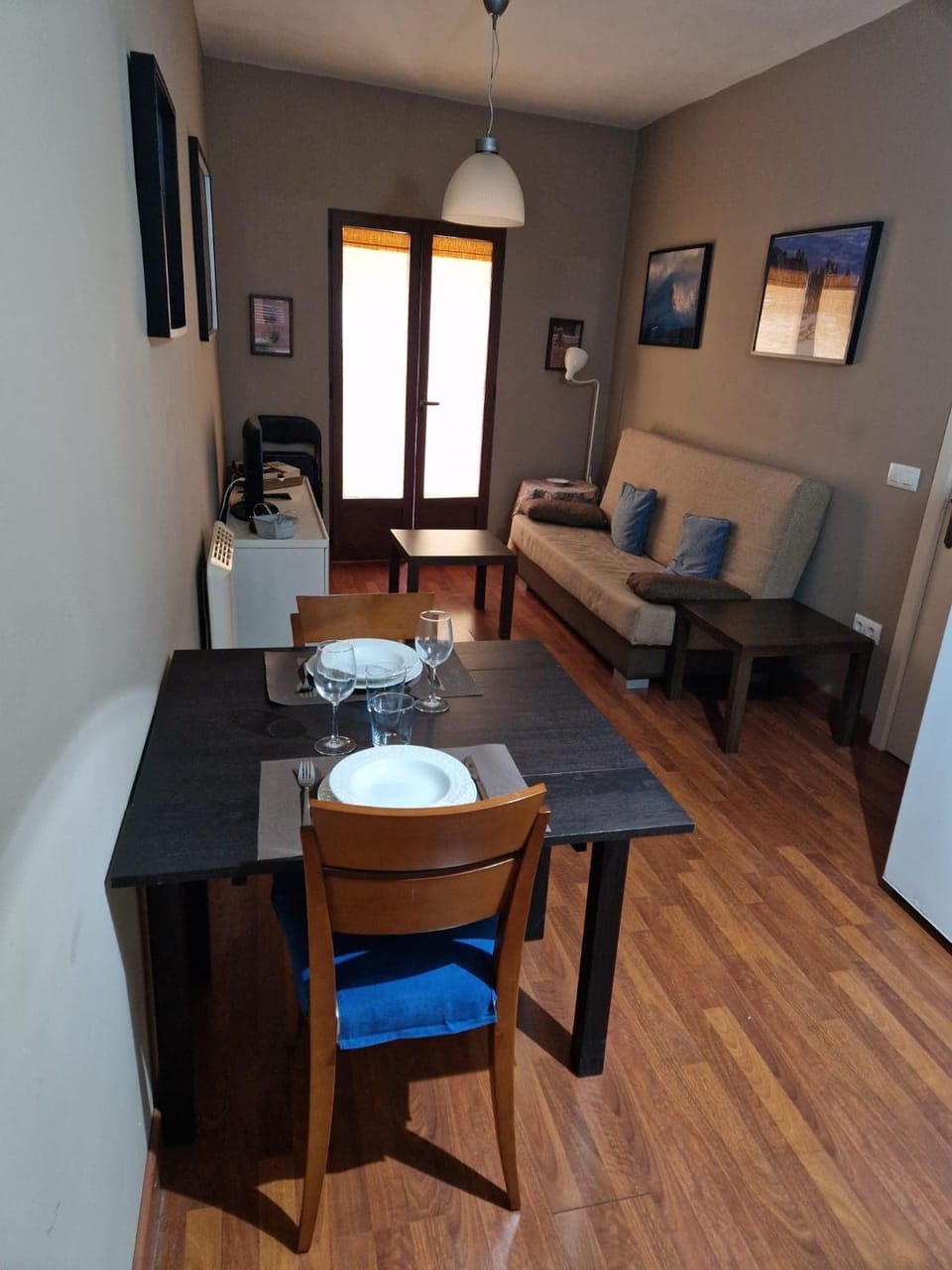 Living room, Photo of the whole room, Dining area