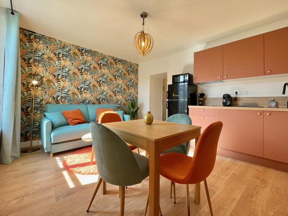 Living room, Dining area, kitchen