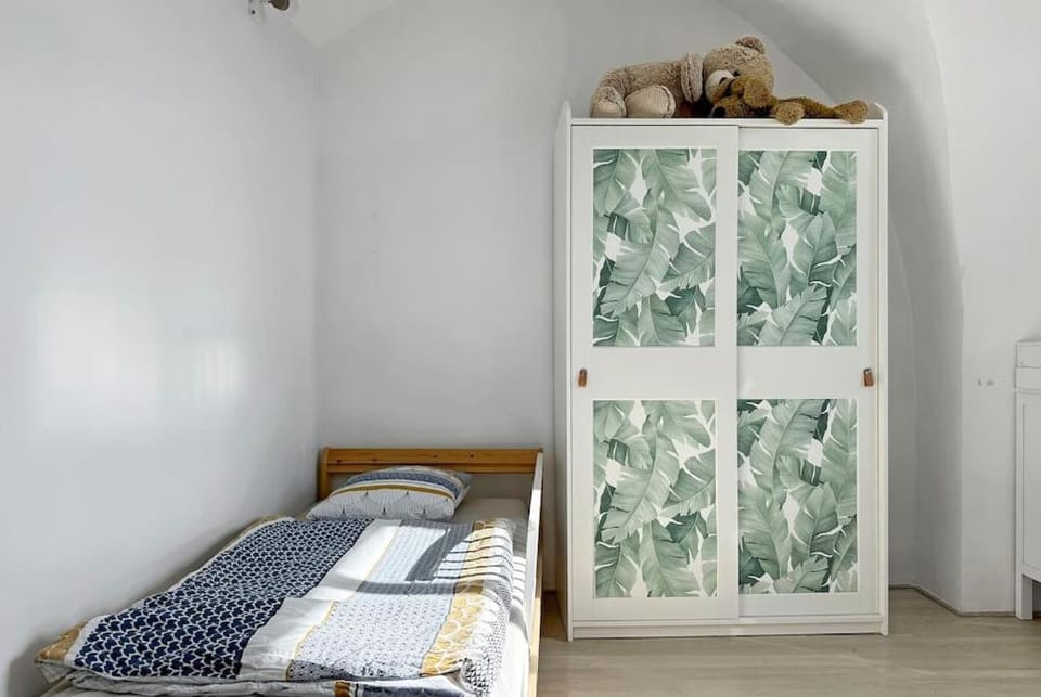 Bed, Bedroom, wardrobe