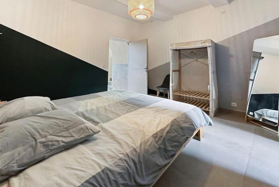 Bed, Bedroom, wardrobe