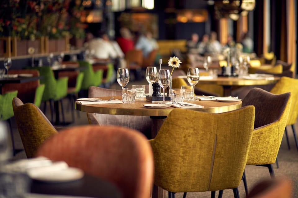 Food and drinks, Dining area