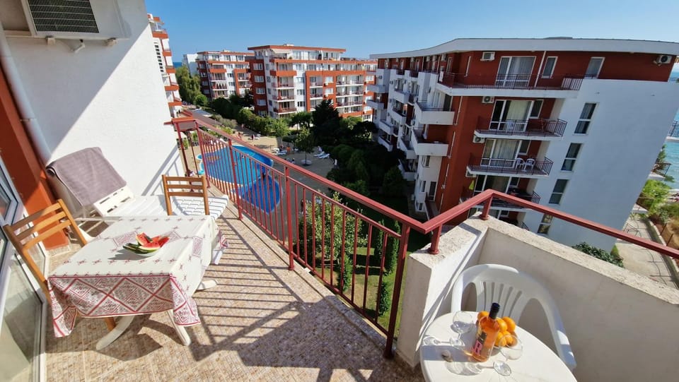 Studio Robinson Beach Sea Nessebar View Apartment in Burgas Province