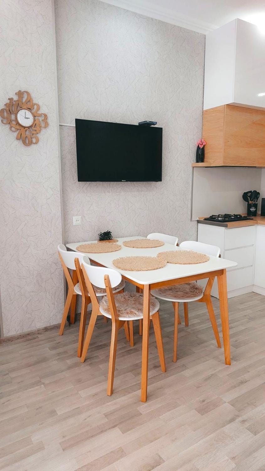 TV and multimedia, Dining area