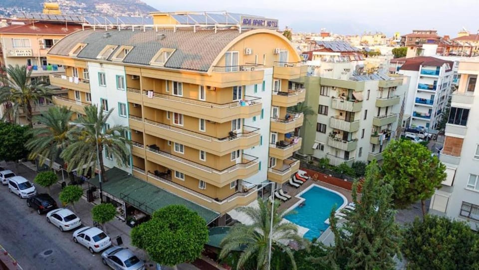 Property building, Swimming pool