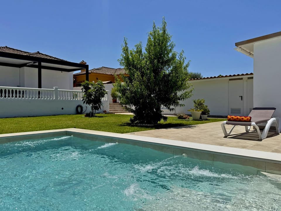 Villa Victoria - Ole Solutions Villa in El Puerto de Santa María
