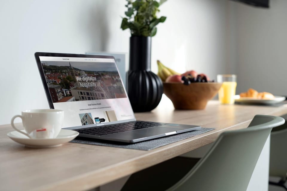 TV and multimedia, Dining area, hair dresser