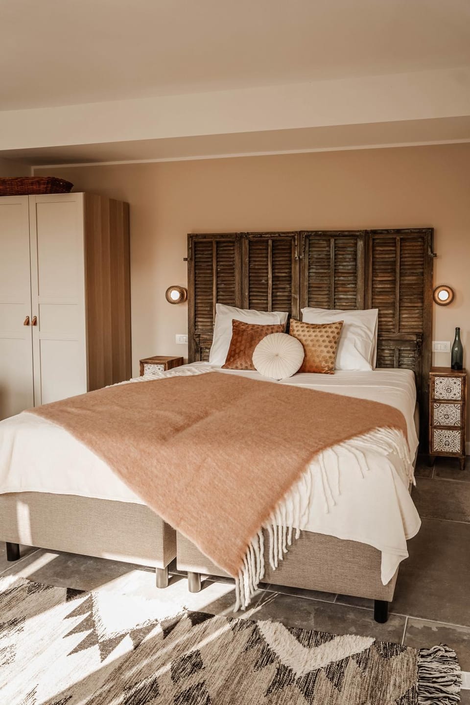 Bed, Bedroom, wardrobe
