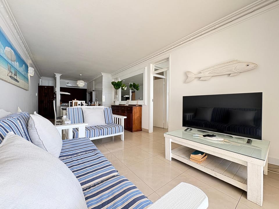 TV and multimedia, Living room, Seating area, Family, Family, internet, internet, storage, storage, kitchen, kitchen, air conditioner