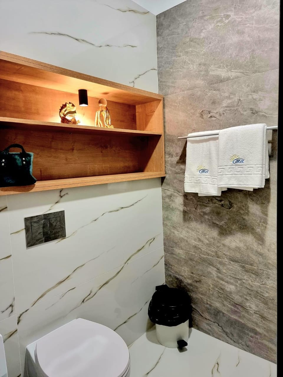 Studio Black Sea - Endless Summer Mamaia Nord Apartment in Constanța County