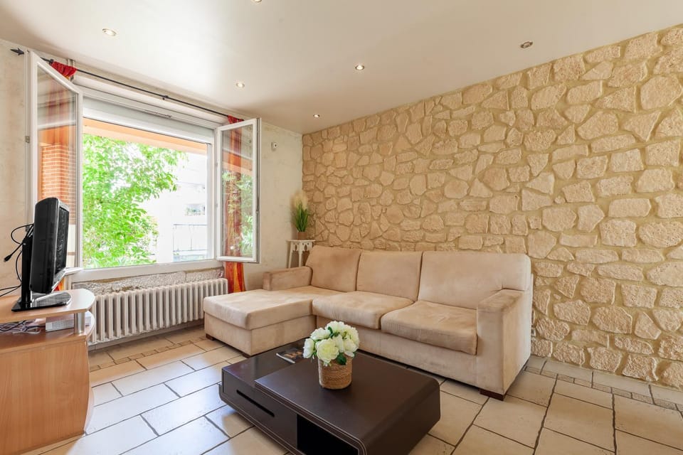Property building, Living room
