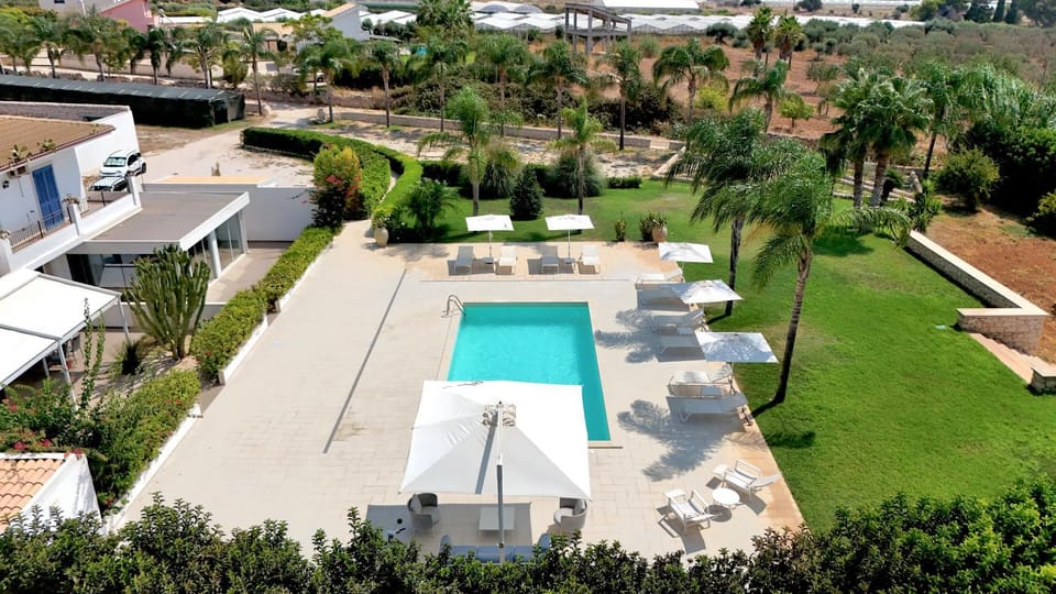 Property building, Swimming pool
