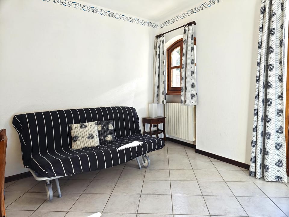 Hostdomus - Le Meridienne Apartment in Piedmont