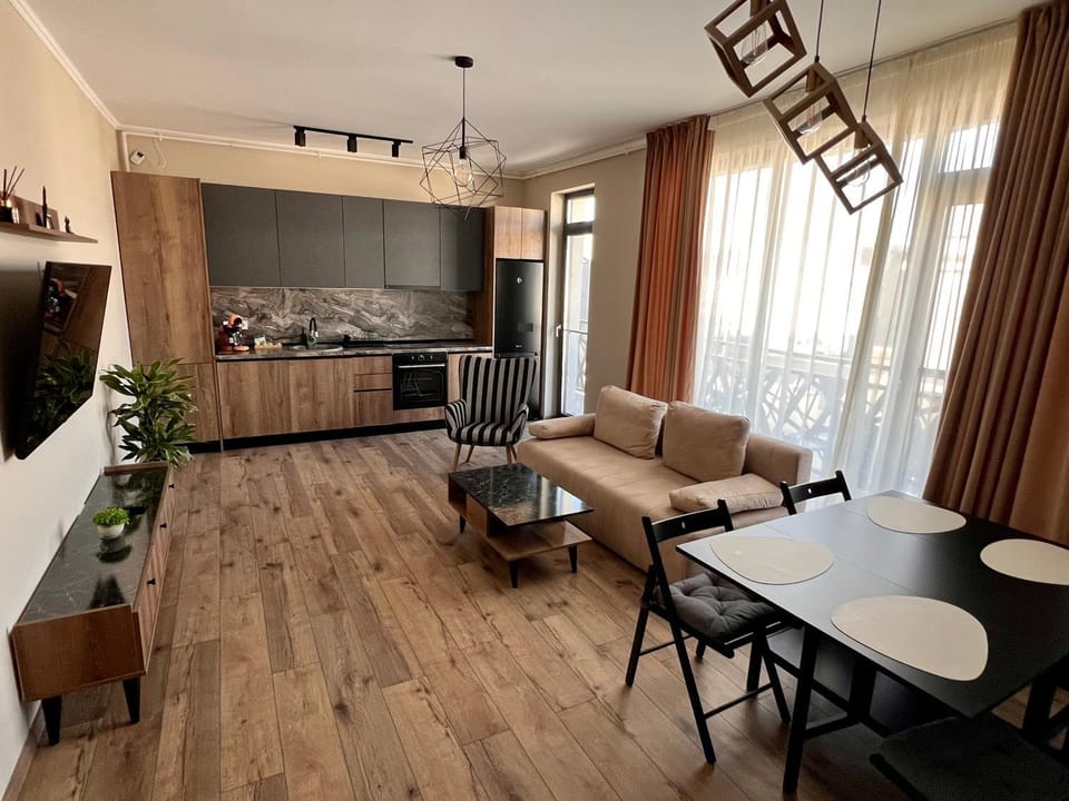 Kitchen or kitchenette, Living room, Seating area, Dining area, oven, stove