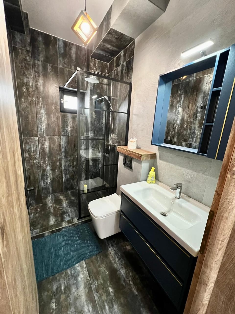 Shower, Toilet, Bathroom