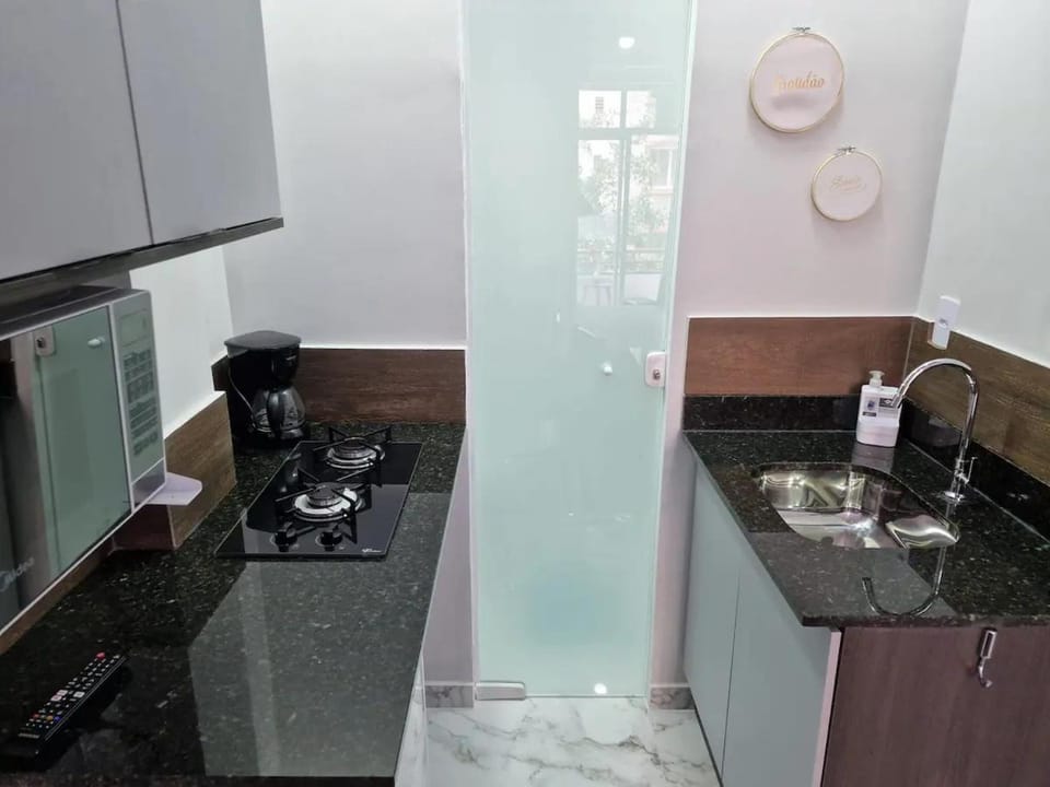 Apartamento tipo studio com uma linda sacada Apartment in Santa Teresa