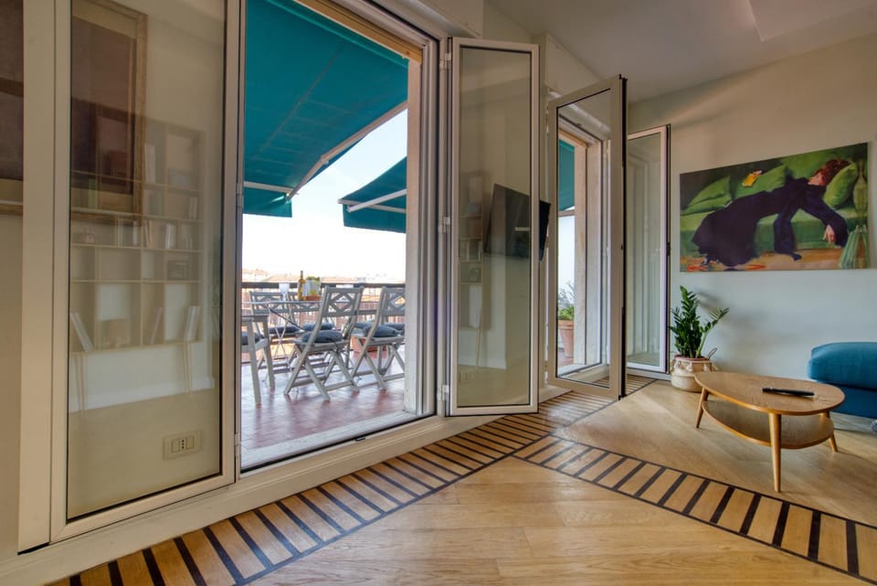 Balcony/Terrace, Living room, Seating area