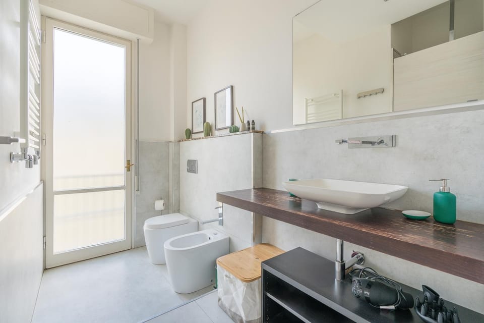 Toilet, Bathroom
