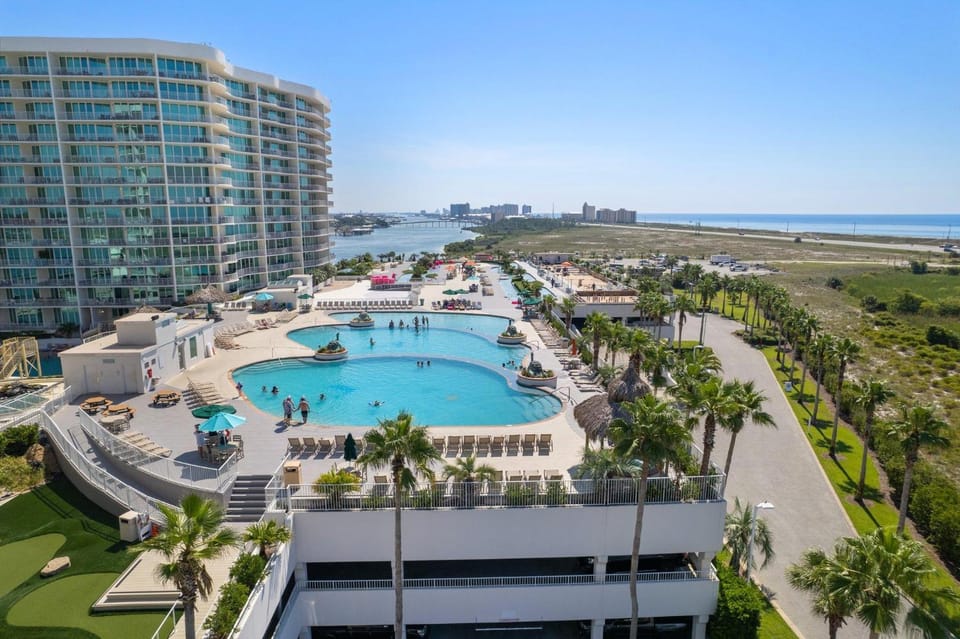 Caribe Penthouse B106 House in Orange Beach