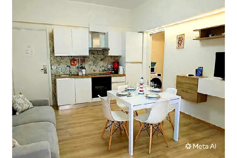 TV and multimedia, Kitchen or kitchenette, Living room, Seating area, Dining area, oven, stove, toaster