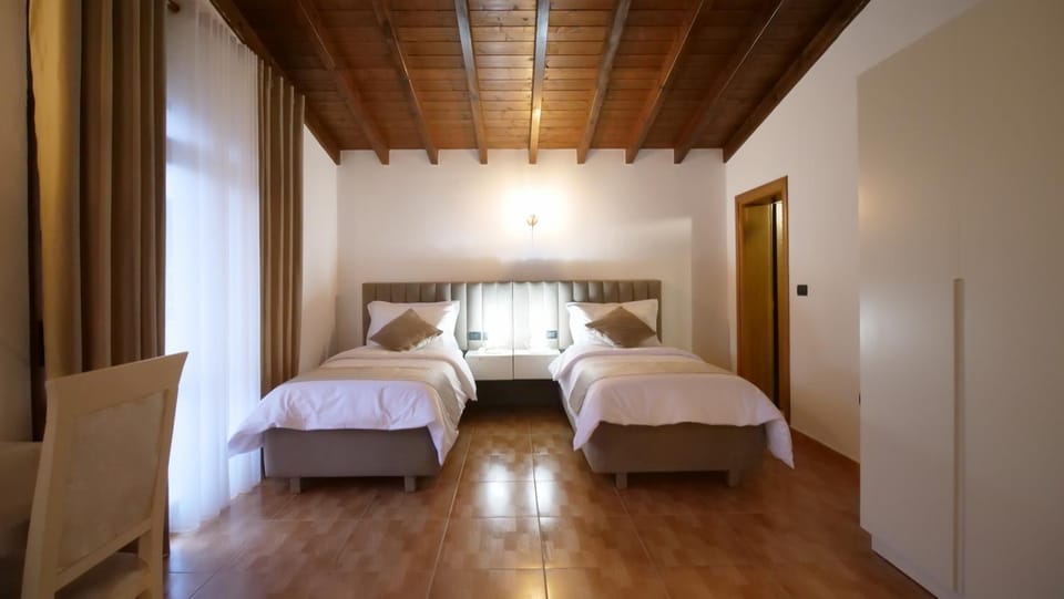 Bed, City view, air conditioner