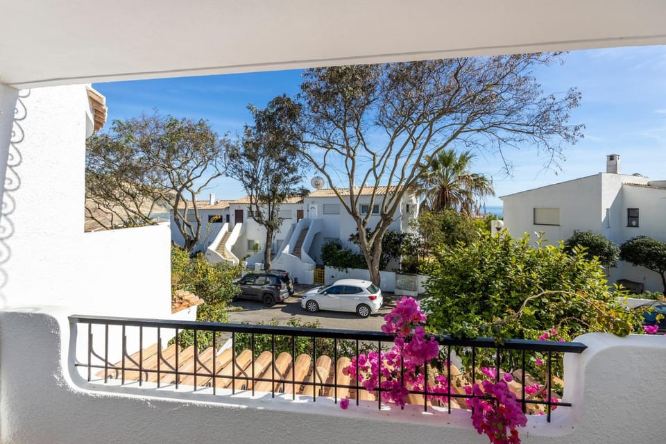 View (from property/room), Balcony/Terrace