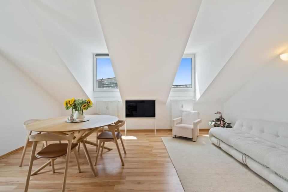 Modern 1-Bedroom near Train Station & Old Town Apartment in Luxembourg