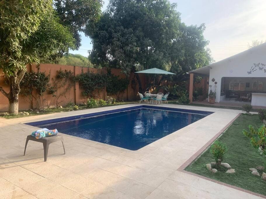 Casa Quinta Apulo House in Cundinamarca, Colombia