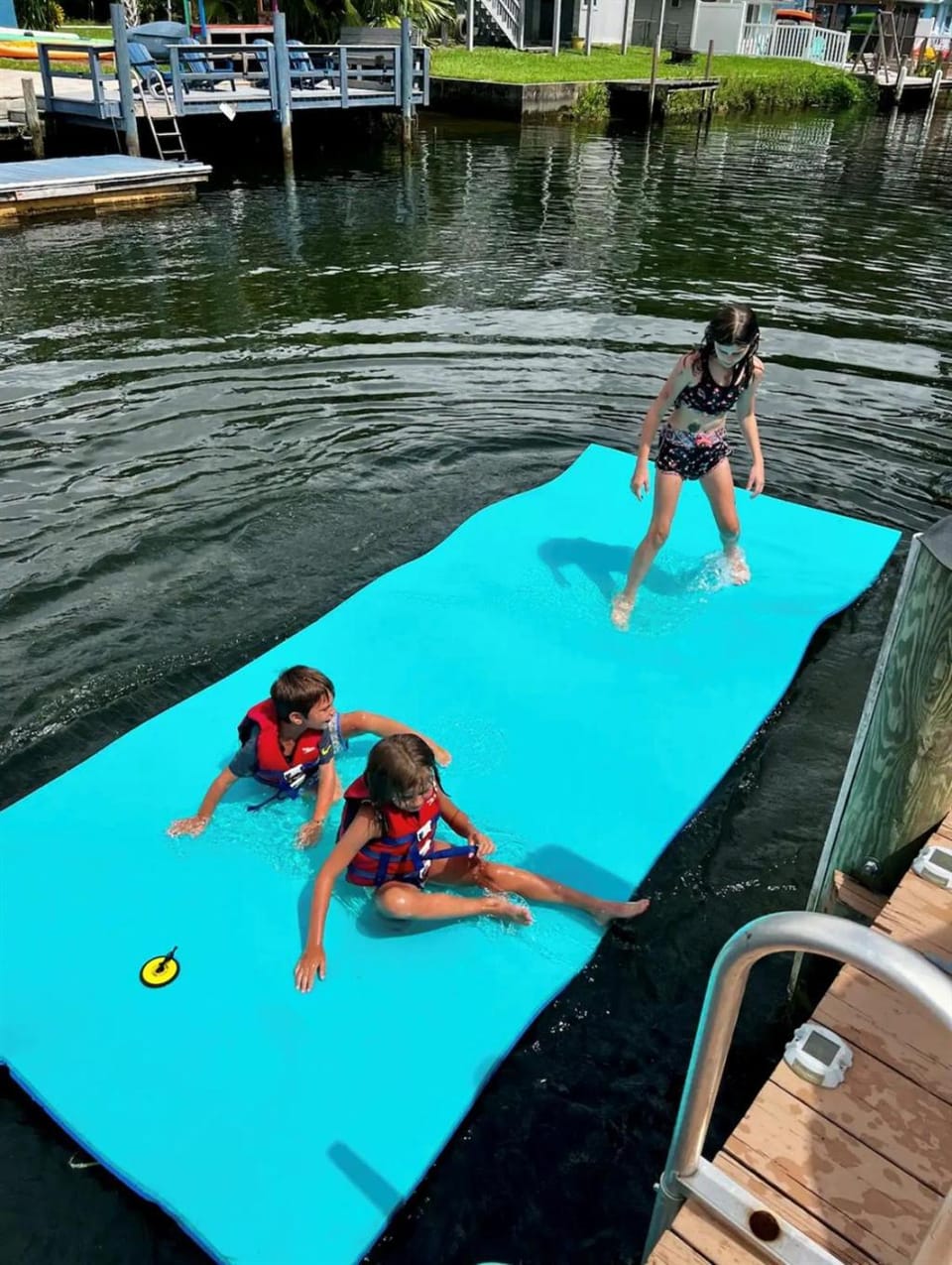 Weeki Wachee River Clear Kayak Waterfront House in Florida