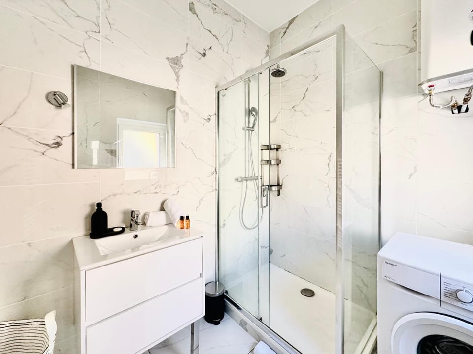 Le Bohème - Logement Cozy centre Apartment in Cannes