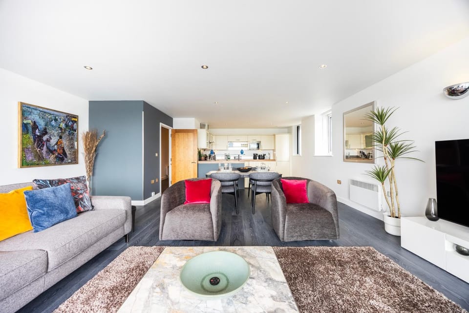 Communal lounge/ TV room, Living room