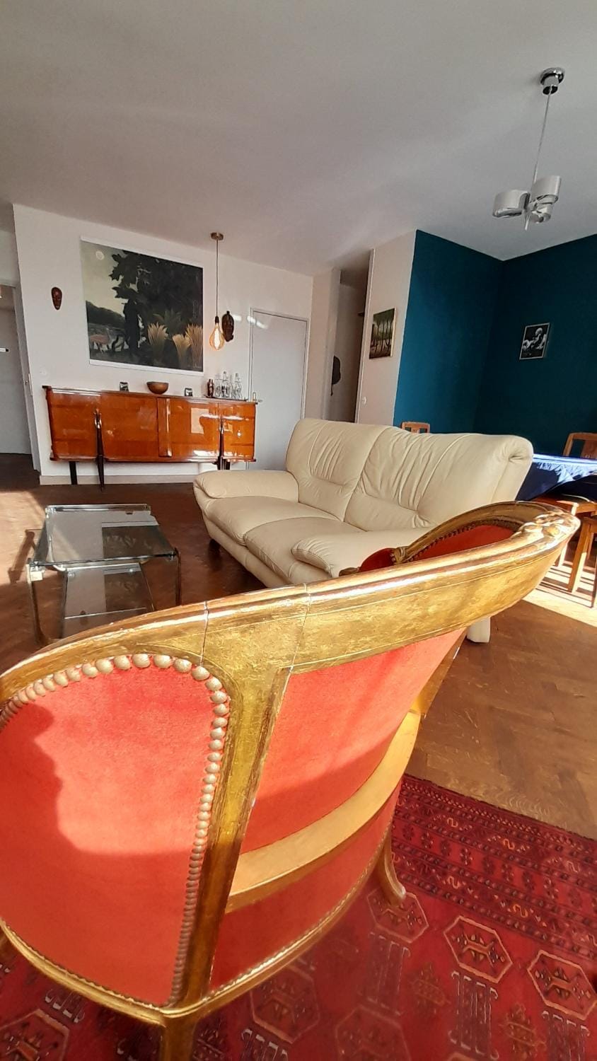 Spatious family flat in a calm area 15min from Paris Apartment in Paris