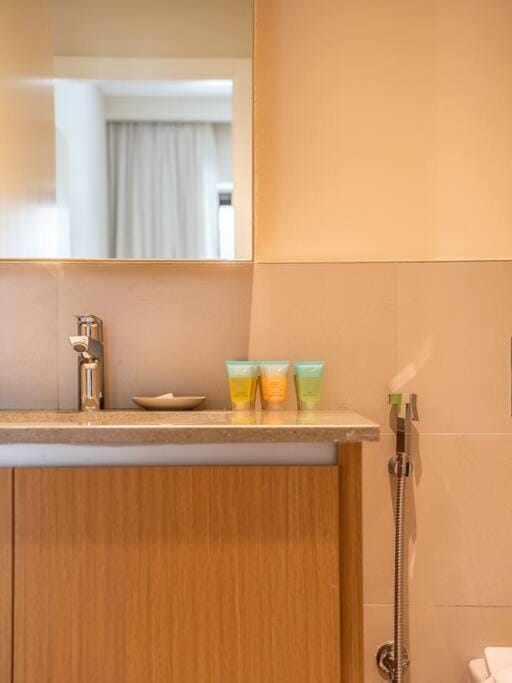 Sunset Creek Oasis: 1BR Gem Luxury Beach Apartment Apartment in Dubai