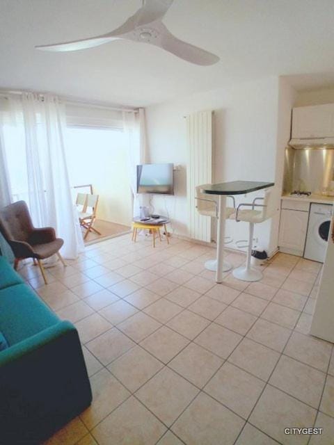 Studio vue mer, ascenseur, parking - 4NOUM11 Apartment in Canet-en-Roussillon