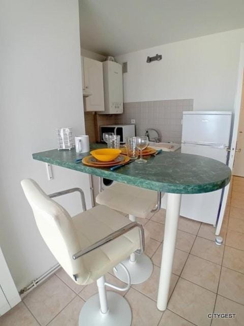 Studio vue mer, ascenseur, parking - 4NOUM11 Apartment in Canet-en-Roussillon