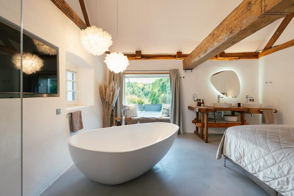 Bathroom, Living room