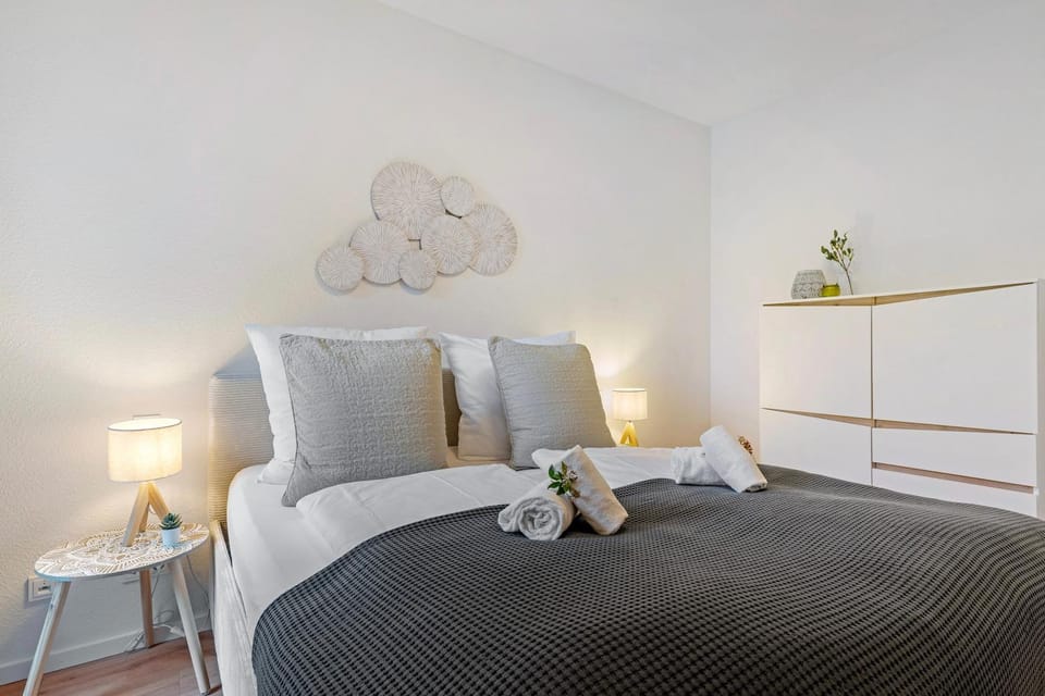 Living room, Bedroom