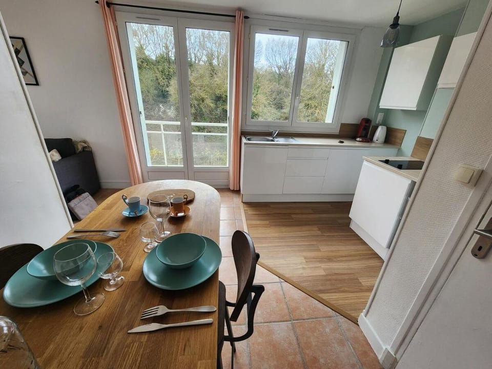 Charmant logement avec parking privé - proche village et plage - Veules-les-Roses Apartment in Normandy