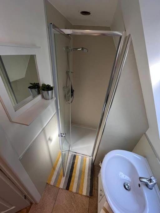 Cute studio loft Apartment in Saint Andrews