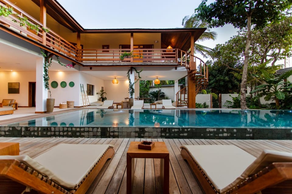 Swimming pool, Swimming pool