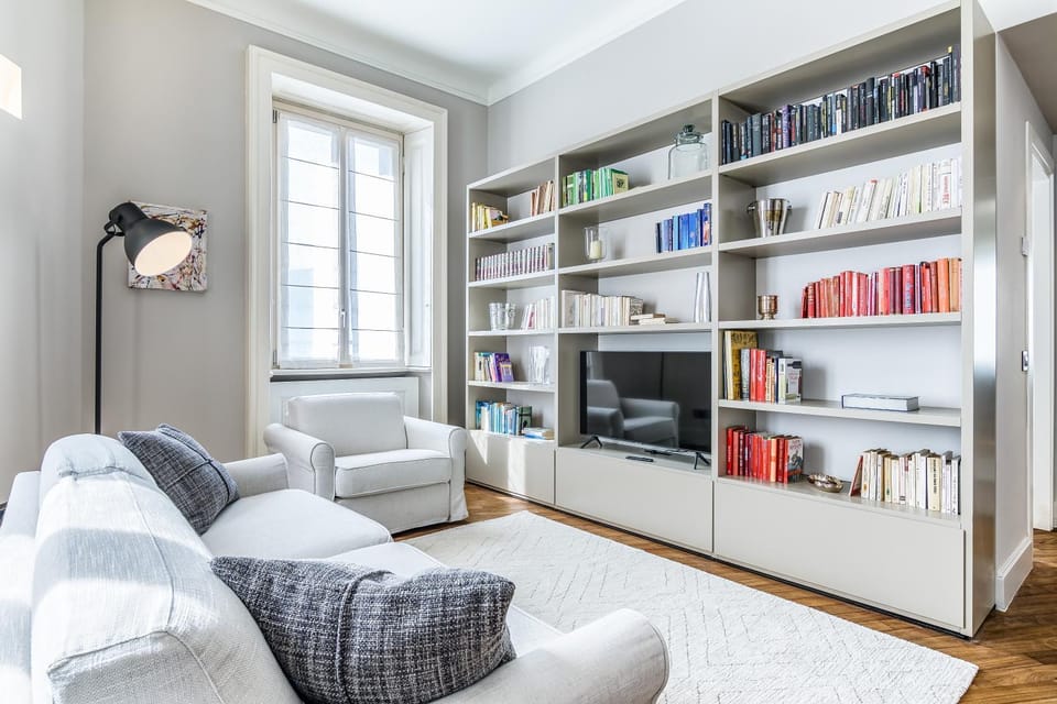 Communal lounge/ TV room