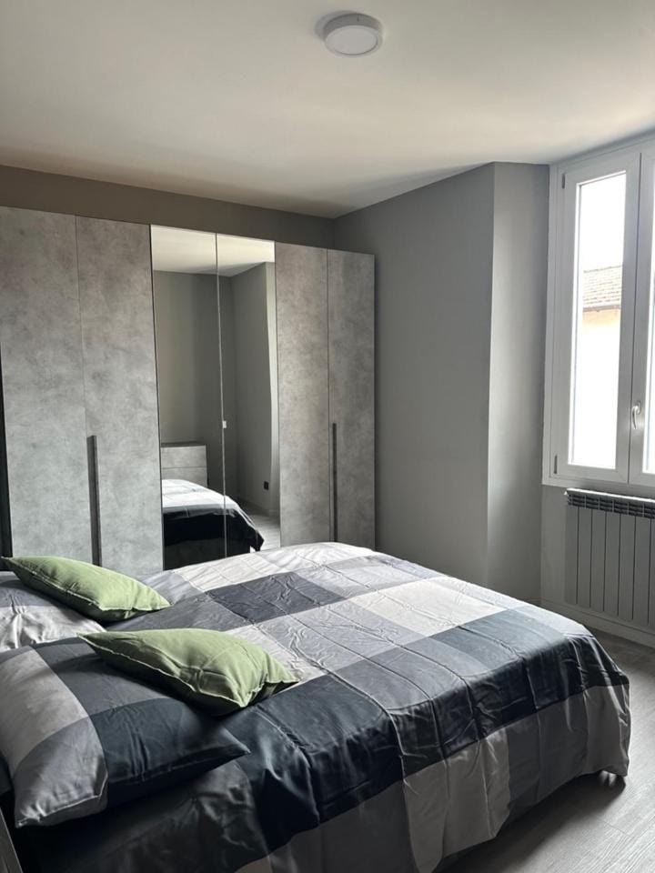 Bedroom, wardrobe