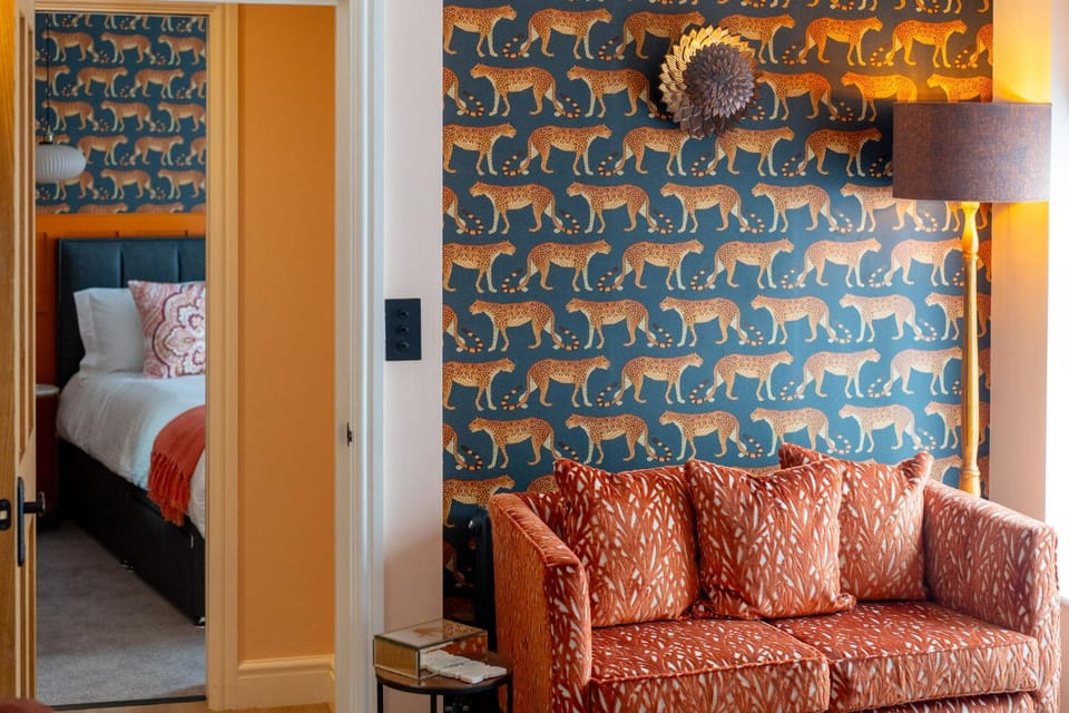 Living room, Bedroom