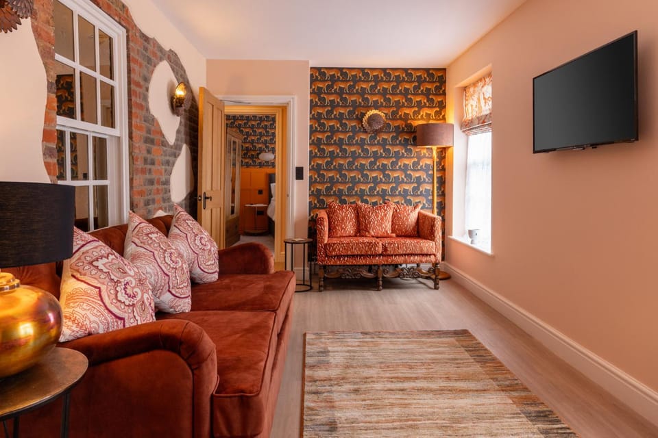 TV and multimedia, Living room, Seating area